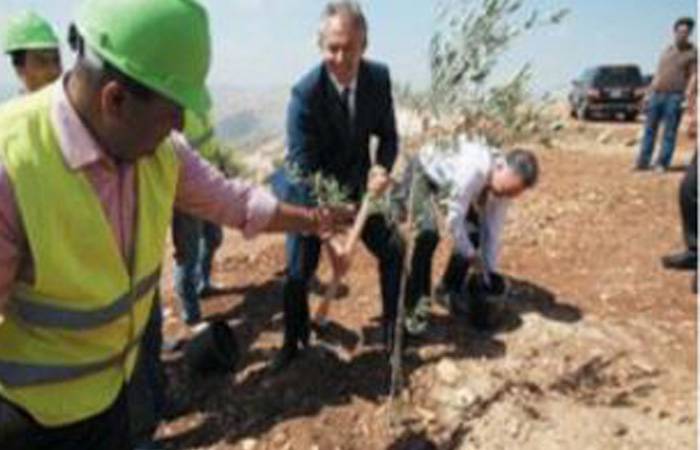 طوني بلير مبعوث اللجنة الرباعية يزور روابي.