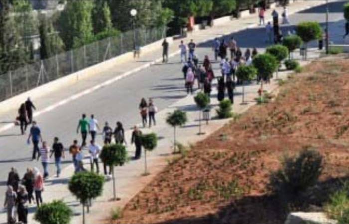 طلبة الهندسة المعمارية بجامعة بيرزيت في زيارة تعليمية لمدينة روابي
