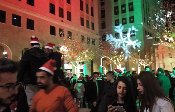 اضاءة شجرة الميلاد في مدينة روابي