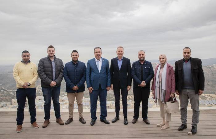 رئيس المجلس التنفيذي لمنظمة العالم الإسلامي للتربية والعلوم والثقافة 