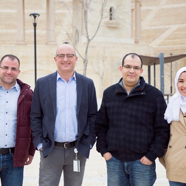 طارق معايعة، الرئيس التنفيذي، اجزولت تكنولوجيز وفريقه