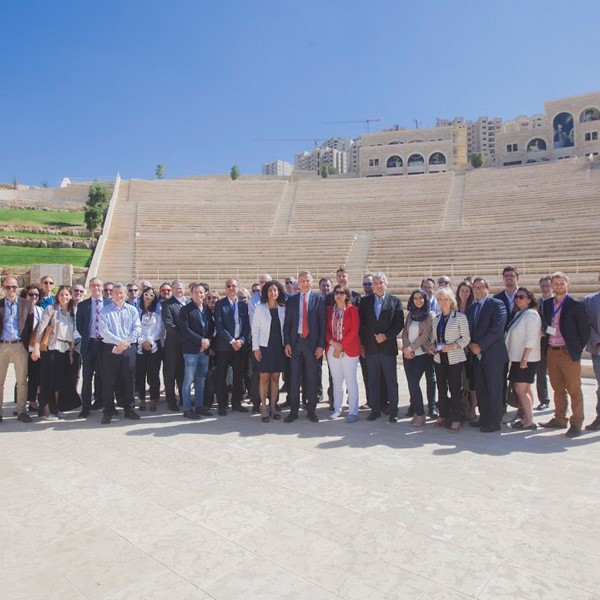 Dominique Anglade, Minister of the Economy, Sciences and Innovation, Mitch Garber, CEO, Caesars Acquisition Company and Group of Businessmen and Businesswomen