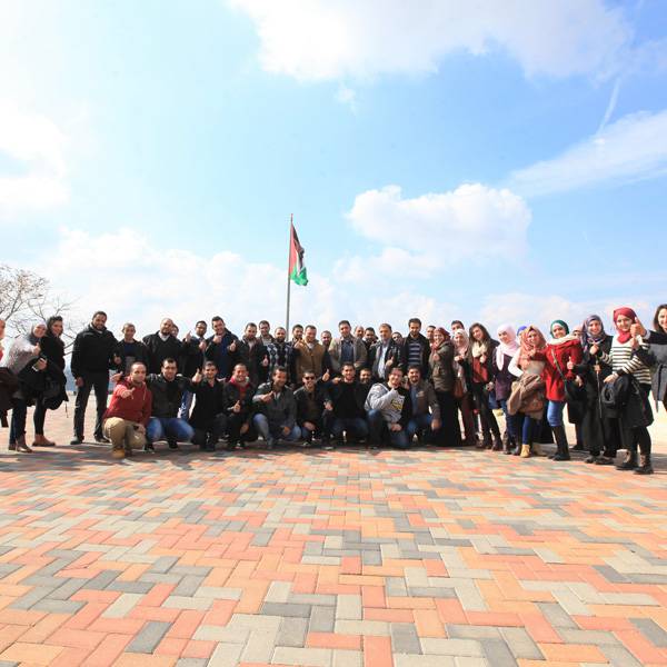 وفد من شركة عسل للتكنلوجيا
