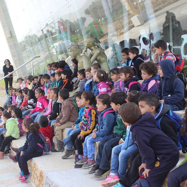 أطفال من روضة عطارة
