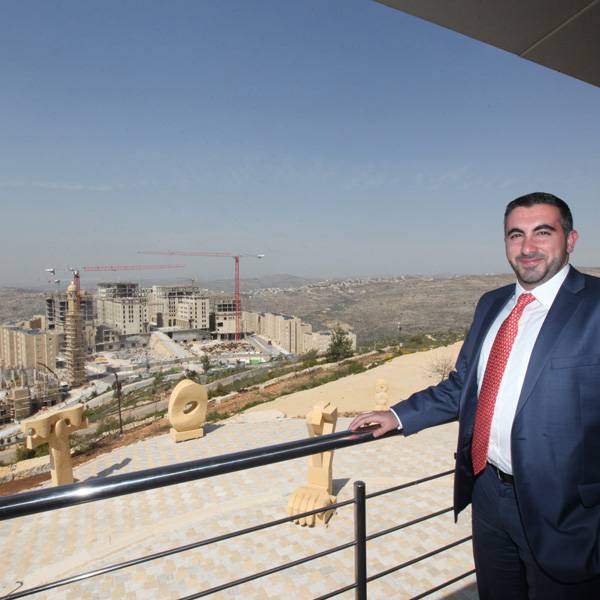 هاشم الدباس، مسؤول، الحالات الخاصة العالمية، مجلس أبوظبي للاستثمار - الإمارات العربية المتحدة