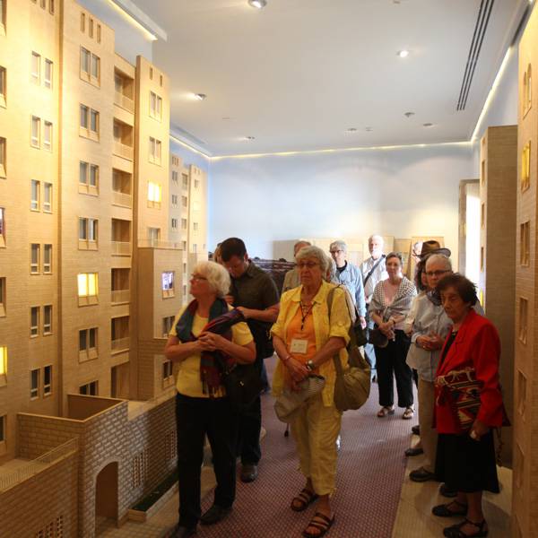 مجموعة من كبار القساوسة وخبراء الإعلام المسيحي - الولايات المتحدة الأمريكية