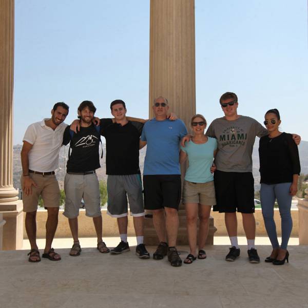 مايكل هيلينجر، طبيب جراحة القولون والمستقيم، نانسي هيلينجر، أخصائية تغذية - الولايات المتحدة الأمريكية