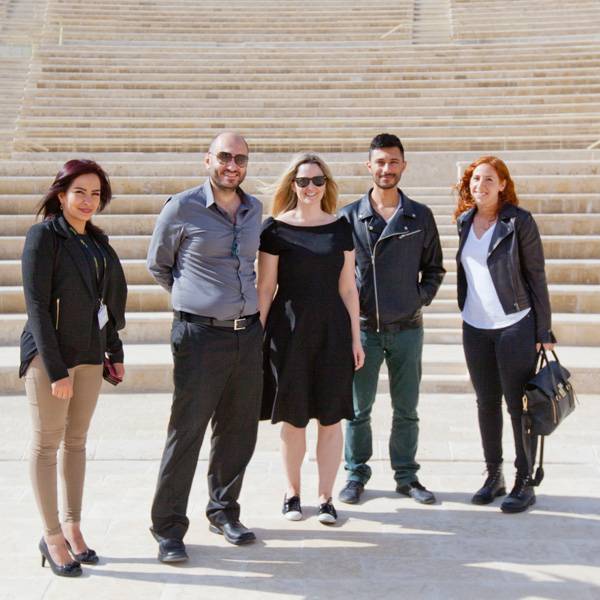 ميغان ماهاديف، الرئيسة التنفيذية، دينا نواس، كبيرة المسؤولين التقنيين، شركة صن ريتش الصناعية - الولايات المتحدة الأمريكية