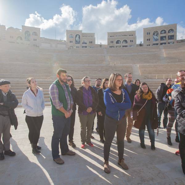 طلاب من جامعة برانديز - الولايات المتحدة الأمريكية
