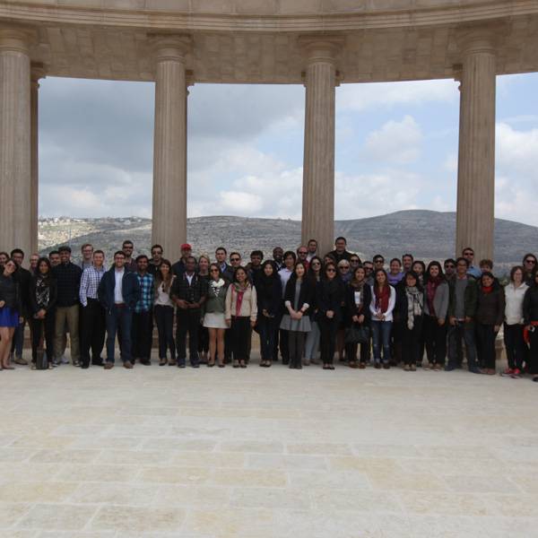 طلاب من كلية الشئون العامة والدولية، جامعة كولومبيا
