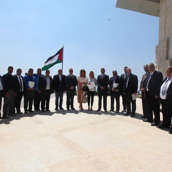 وفد من الوكالة الفرنسية للتنمية وسلطة الطاقة الفلسطينية
