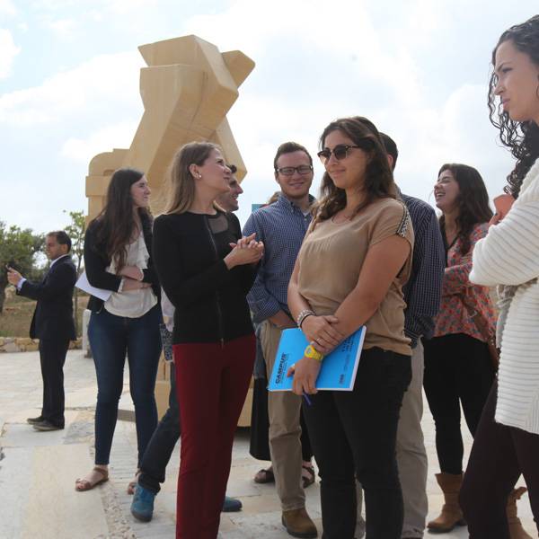 مجموعة من القيادات الشابة، مؤسسة جي ستريت
