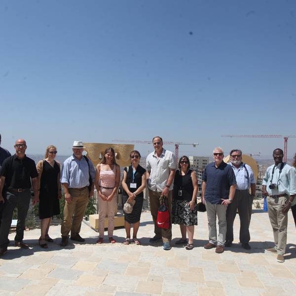 وفد من منظمة سي جي بي، بوسطن
