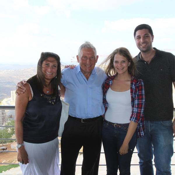 سيرهاري سولومون، مؤسس مشارك - بورتلاند ترست
