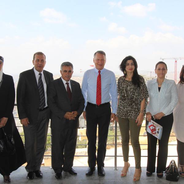 د. حسين الأعرج، وزير الحكم المحلي
