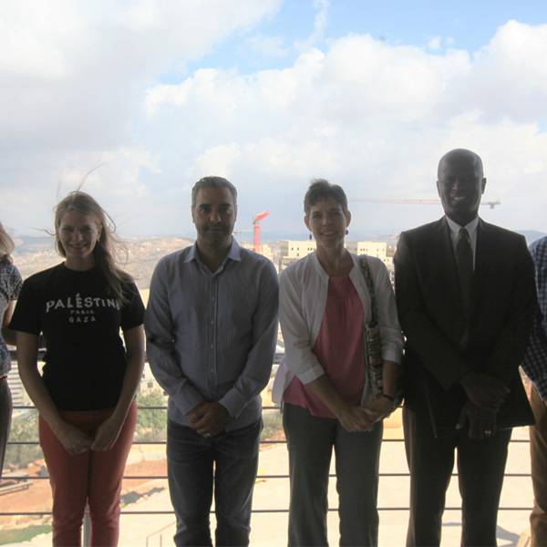 وفد من القنصلية الأمريكية العامة في القدس
