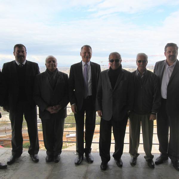 وفد من المجلس الأعلى للإبداع والتميز
