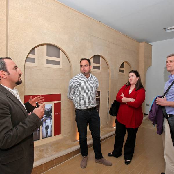 وفد من مؤسسة بذور السلام
