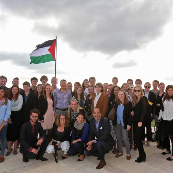 طلاب قسم العلاقات الدولية من جامعة جرونينجن
