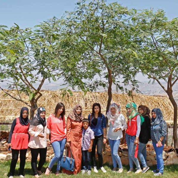 طالبات قسم السكرتارية التنفيذية، مركز التدريب المهني، بيت عور
