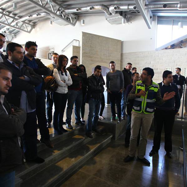 قناة الفلسطينية
