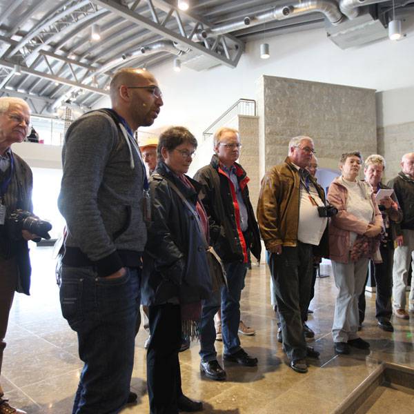 هنريتش فينك الرئيس السابق لجامعة هاملد في برلين و وفد الماني
