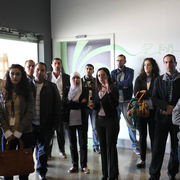 موظفين من يلوبيجز
