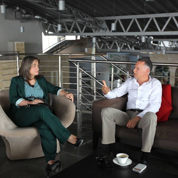 رولا معايعة وزيرة السياحة والآثار
