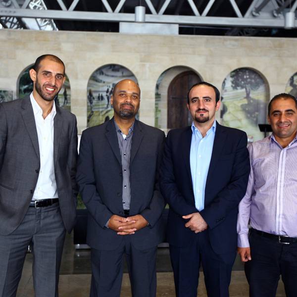 رايموند هيلي، المدير العام للوحدة الدولية - مجموعة لاندمارك
