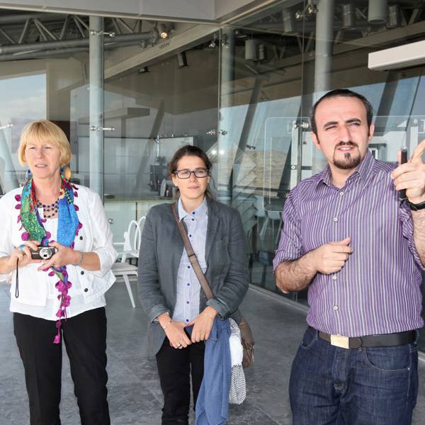 ماري بيير روجيير، نائب رئيس منطقة بريتاني وسارة بارنييه لوروا
