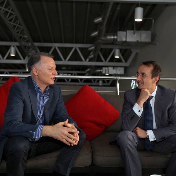 ديف شارما، السفير الأسترالي وتوم ويلسون، الممثل الأسترالي في فلسطين
