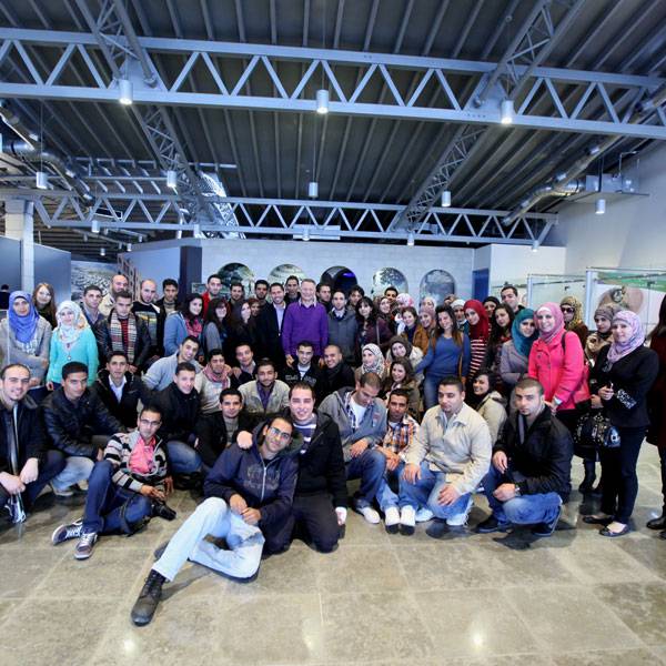 طلاب جامعة بيرزيت المشاركين في برنامج تميز- شارك
