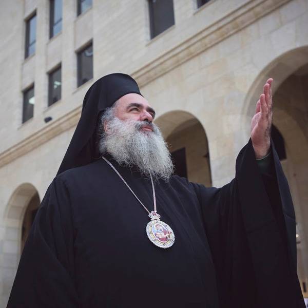 عطاالله حنا ، أسقف سبسطية ، كنيسة القدس