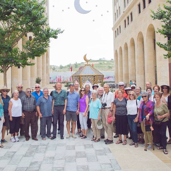 خريجي  من سانتا باربرا-الولايات المتحدة الامريكية 