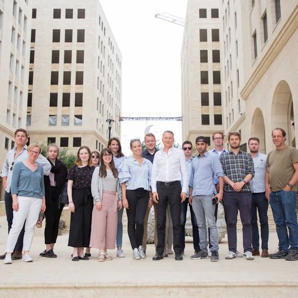 وفد من أكسل سبرينغر أكاديمي-ألمانيا