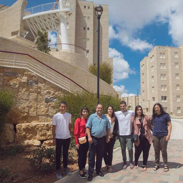 منذر زيد، مالك، فوود فير– كندا