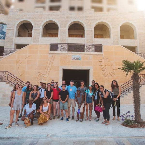 طلاب من جامعة نورث وسترن - الولايات المتحدة الأمريكية