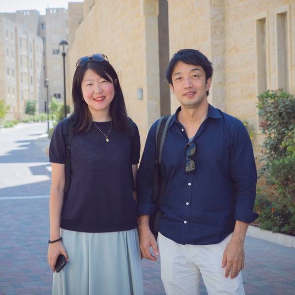 السيد هيروكي إيناغاوا، الرئيس التنفيذي، السيدة إيكومي شيبا، رئيس الاتصالات، مجموعة مونستار لاب