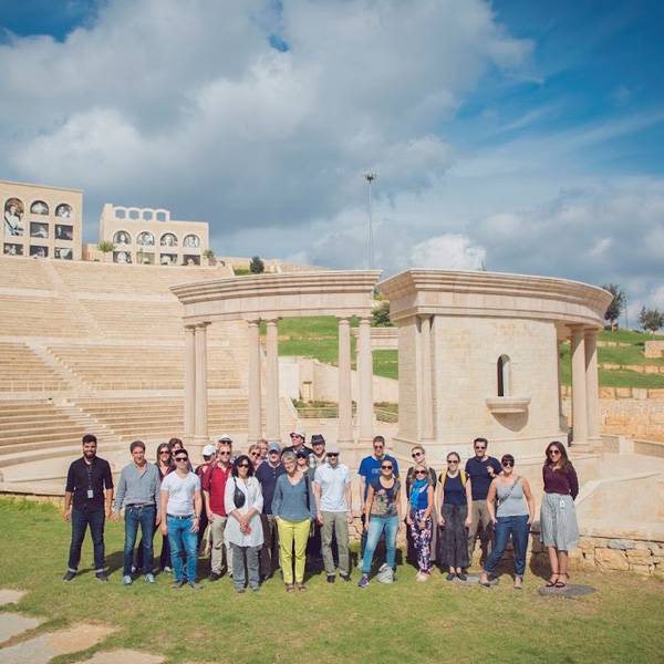 مدرسو التاريخ من سويسرا