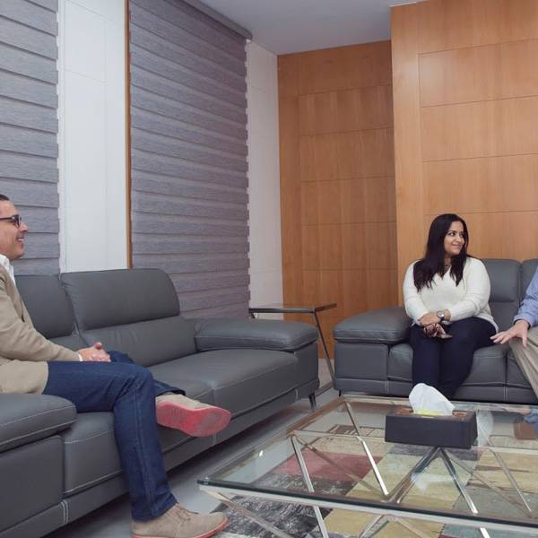 جيف هوفمان، ريادي أعمال، رئيس مجالس إدارة ورئيس تنفيذي لعدة شركات، ومستشار أعمال - الولايات المتحدة الأمريكية