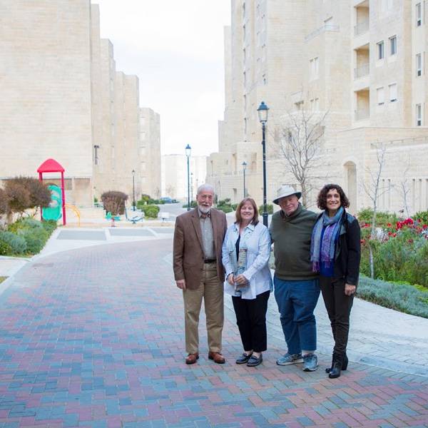 جون جرينوالد، نائب رئيس مجموعة الأزمات الدولية، مايكل جرينوالد، رويا فهمي، مدير، مشروع تعزيز عالمي، ريجينا ألين، مدرسة وايومنغ، كلية إعدادية - الولايات المتحدة الأمريكية