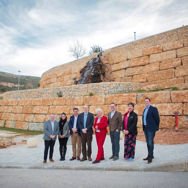 أعضاء الجمعية الوطنية لـ "ويلز" – المملكة المتحدة