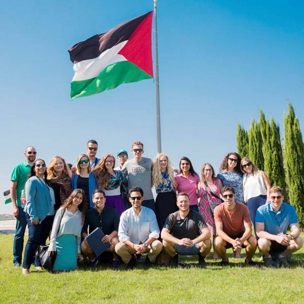 قادة أمريكيون من "أي بي أف"