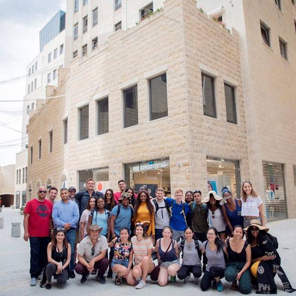 طلاب من جامعة فاندربيلت - الولايات المتحدة الأمريكية