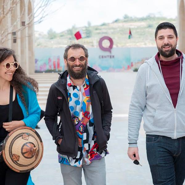 كيرو زين وأوكو زين، فنانان بصريان