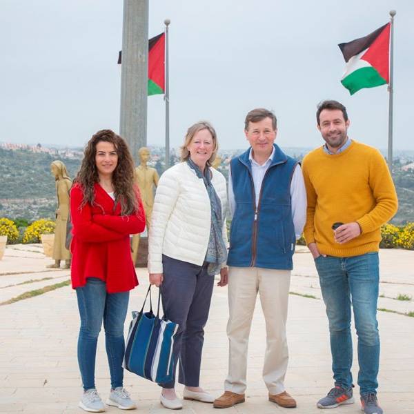 كلير فيتزالان هوارد