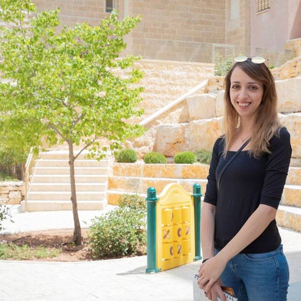 رزان عنبتاوي، محررة، هذه فلسطين