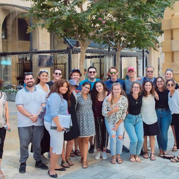 طلاب من جو انسباير - الولايات المتحدة الأمريكية