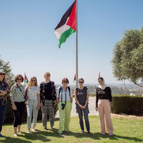 زائرات ألمانيات 