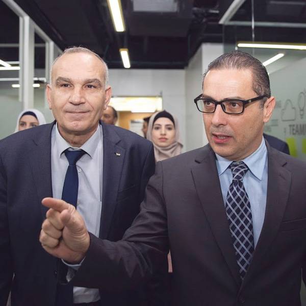 إسحاق سدر، وزيرالاتصالات وتكنولوجيا المعلومات